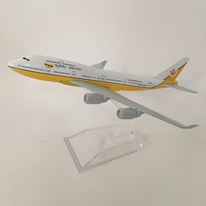 J Royal Brunei Boeing 747 Plane Model Airplane Model Aircraft Model Diecast Metal Airplanes AV8R