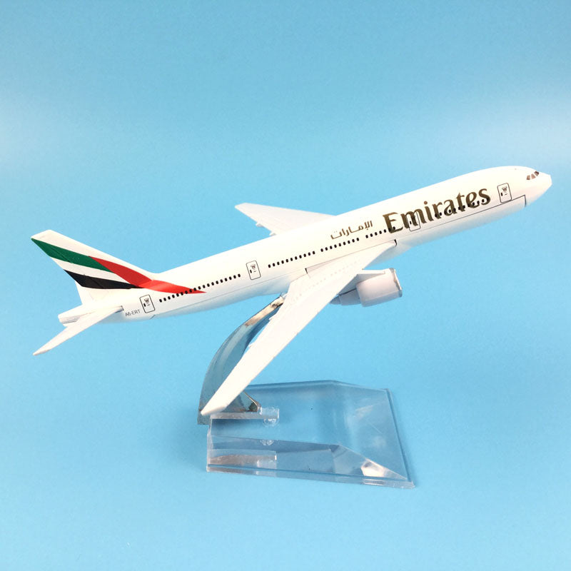 plane model Boeing 777 emirates airline aircraft 777 Metal Solid simulation airplane model for kids toys Christmas gift AV8R