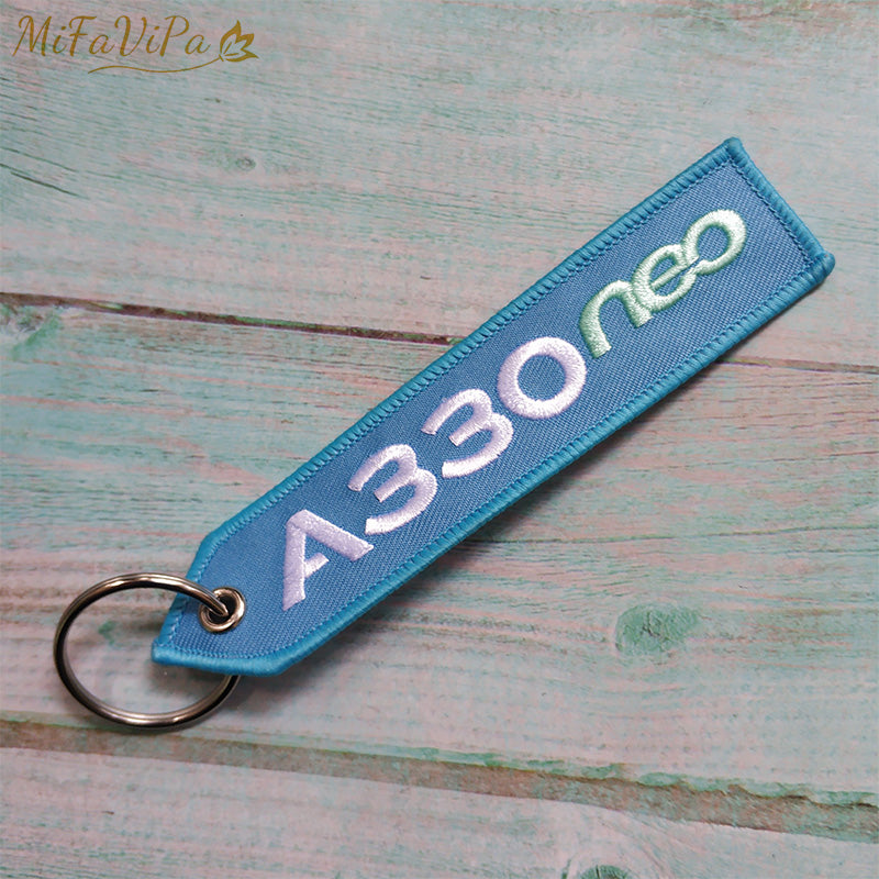 Fashion Trinket A330 Neo Gift Keychain Aircraft Key Chain AV8R