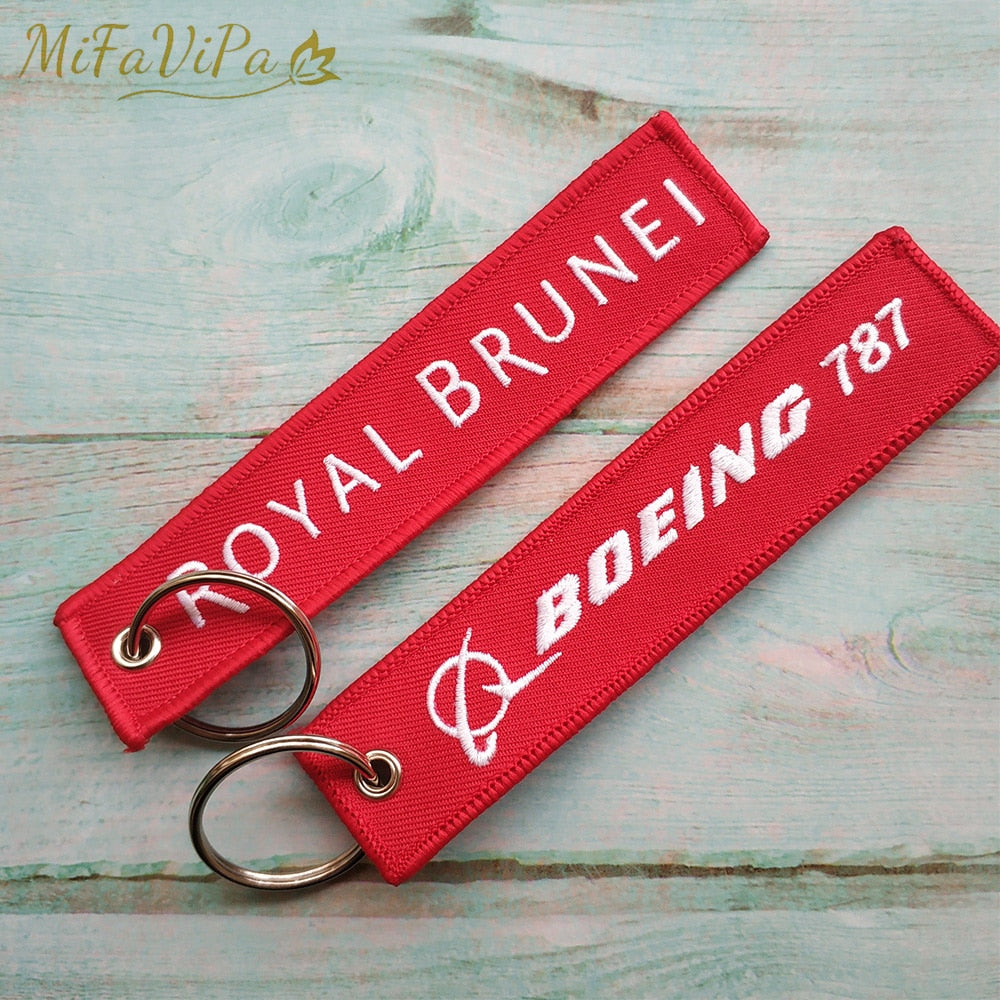 2 PCS A Royal Brunei Side B Boeing 787 Embroidery key chain THE AVIATOR