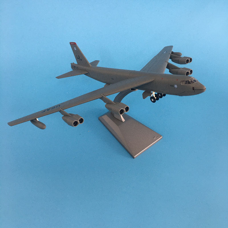 Aircraft Plane 1:200 advanced alloy fighter model US B52 bomber military model plane kids toys collection model Airplane AV8R