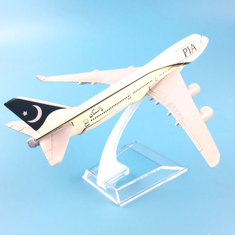 Air Pakistan PIA B747 Airways Aircraft Boeing 747 400 Airlines Airplane AV8R